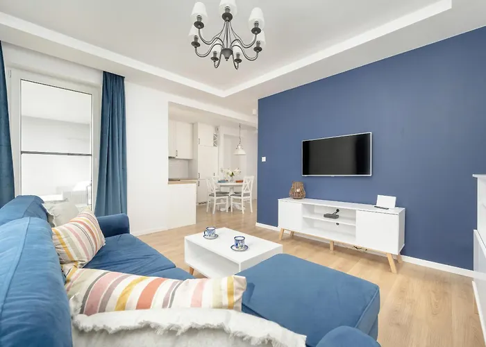 Apartment With 2 Bedrooms & Balcony And Free Garage Wroclaw By Noclegi Renters